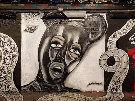 Photo de Leake Street Arches