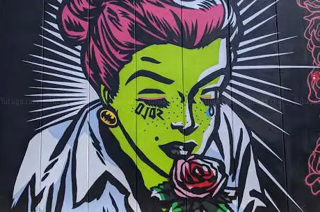 SOLO â?? KISS FROM A ROSE