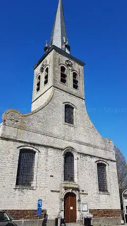 Photo de Sint-Hubertuskerk Wakkerzeel