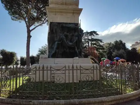 Photo de Monumento ai Caduti