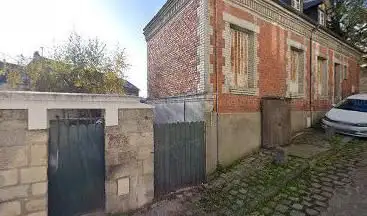 Départ de randonnée : La campagne dans la ville