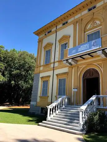 Villa Fabbricotti park Padula Carrara MS