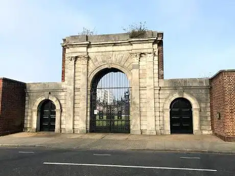 Photo de King James's Gate Portsmouth