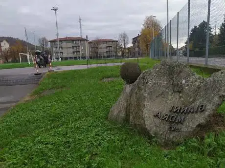 Monumento Commemorativo a Gianni Mora