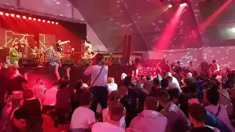Photo de Festa delle Fragole in Maggio