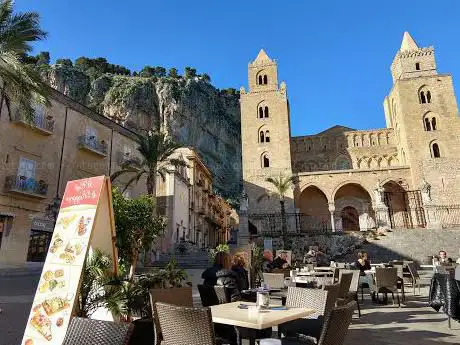 Photo de Chiesa di Santa Maria al Borgo