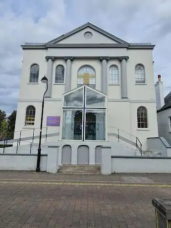 Photo de Lymington Baptist Church