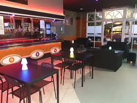 LA OFICINA 8