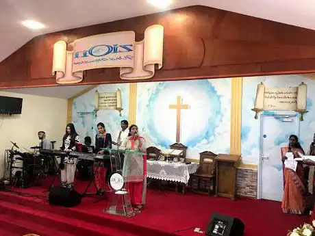 Photo de Zion Word Ministries Tamil church Carey Hall Baptist Church