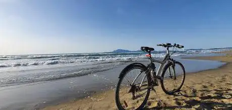 Photo de Spiaggia Libera Ischitella