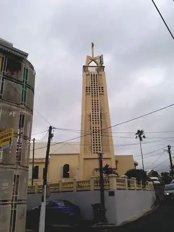 Église catholique Saint-Hyacinthe à Capesterre Belle Eau