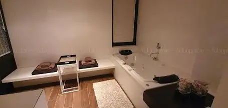 Badhuis Aura