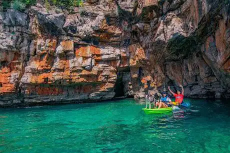 Photo de Opatija Adventure | KAYAK & SUP TOURS AND RENTAL