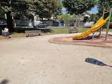 Square Emilie Tillion - aire de jeux