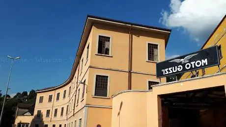 Photo de Moto Guzzi Museum