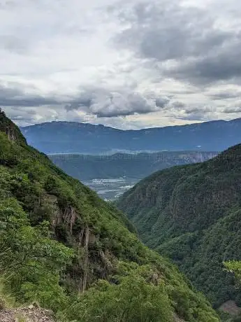 Segnavia 12 - Alta Via di Laives