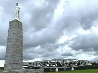 Statue de la Vierge