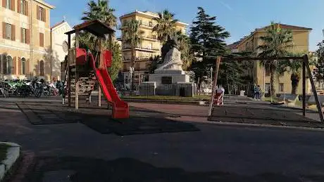 Giochi bambini piazza Roma