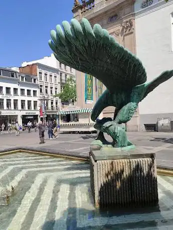Photo de Paleis op de Meir