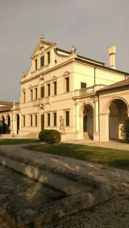 Photo de Museo di Villa Lattes