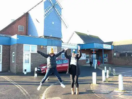 Photo de Windmill Entertainment Centre