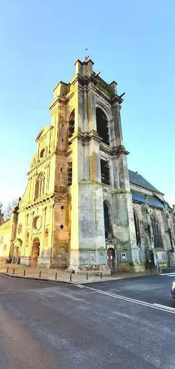 Photo de Église de la Nativité-de-la-Vierge du Mesnil-Aubry