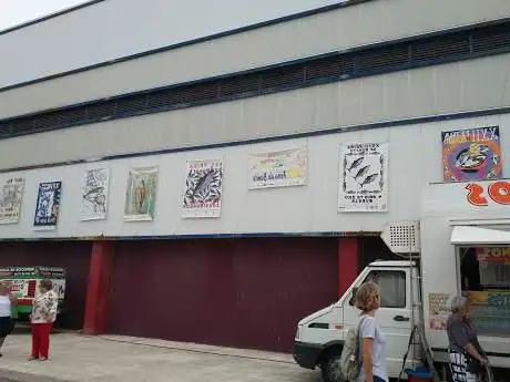 Photo de Feira Do Bonito de Burela