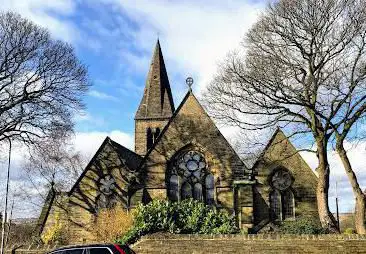 Photo de St Barnabas' Church, Heaton
