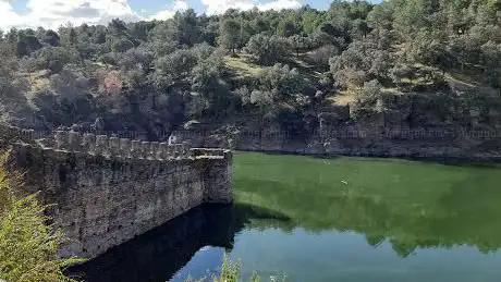 Photo de OFICINA DE TURISMO - Buitrago del Lozoya