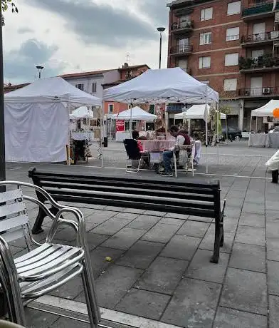Photo de Piazza Martiri della Libertà