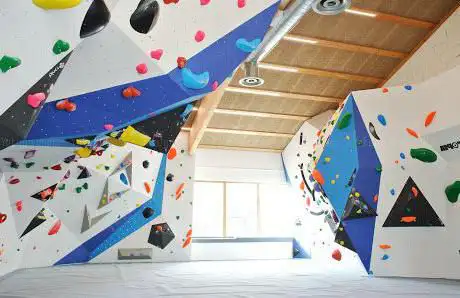 Block Monkey Boulderhalle