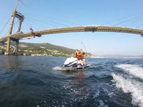 Charter Natura (Alquiler de barcos Baiona Vigo y Pontevedra)