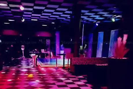 Diamond club