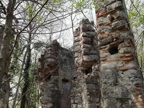 Photo de rovine castello di Montorfano