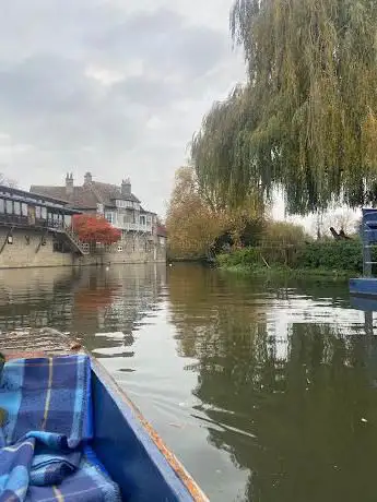 Photo de Cambridge Punting Tours