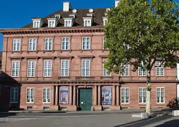 Photo de Historisches Museum Basel – Haus zum Kirschgarten