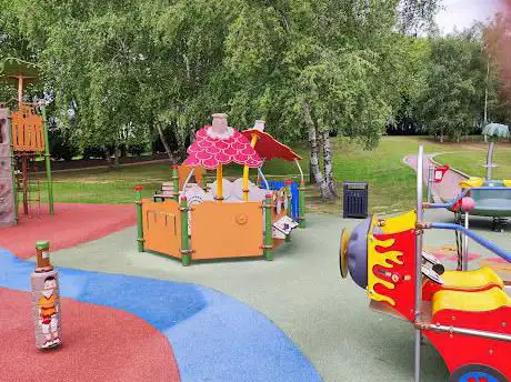 Aire de jeu  parc du Sivom