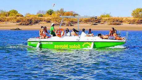 Photo de Solar Moves - Eco-friendly Boat Tours & Trips
