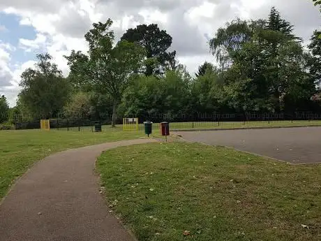 Queen Mary's Park