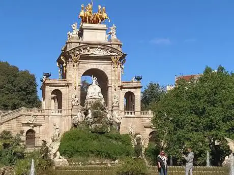 Photo de Estàtua Eqüestre al General Joan Prim