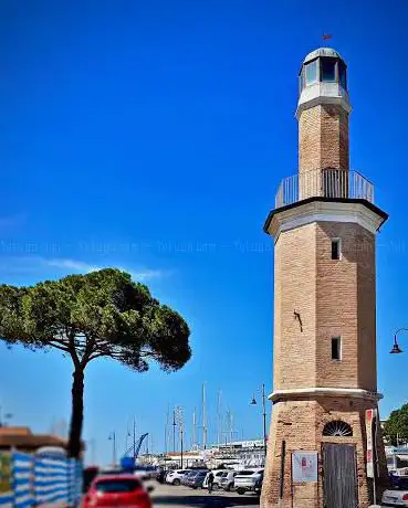 Photo de Faro di Cervia
