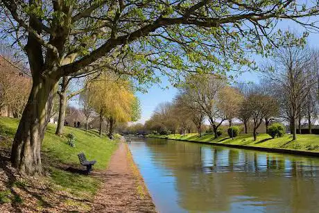 Photo de Hythe Canal Bank Bandstand