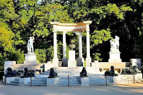 Photo de Emperors Square