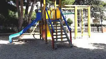 Photo de Aire de jeux pour enfants