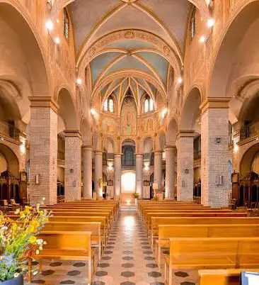 Photo de Basilique Notre-Dame-de-Bon-Secours de Lablachère