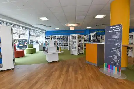 Photo de Plymouth Central Library