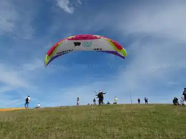 Photo de Decollage parapente du Dumont