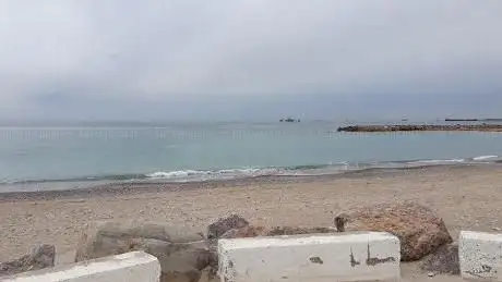 Photo de Platja del Serrallo