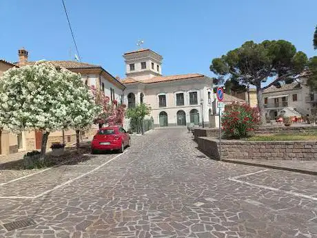 Photo de Belvedere Montesilvano Colle