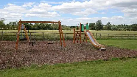 Photo de Creaton Children's Park